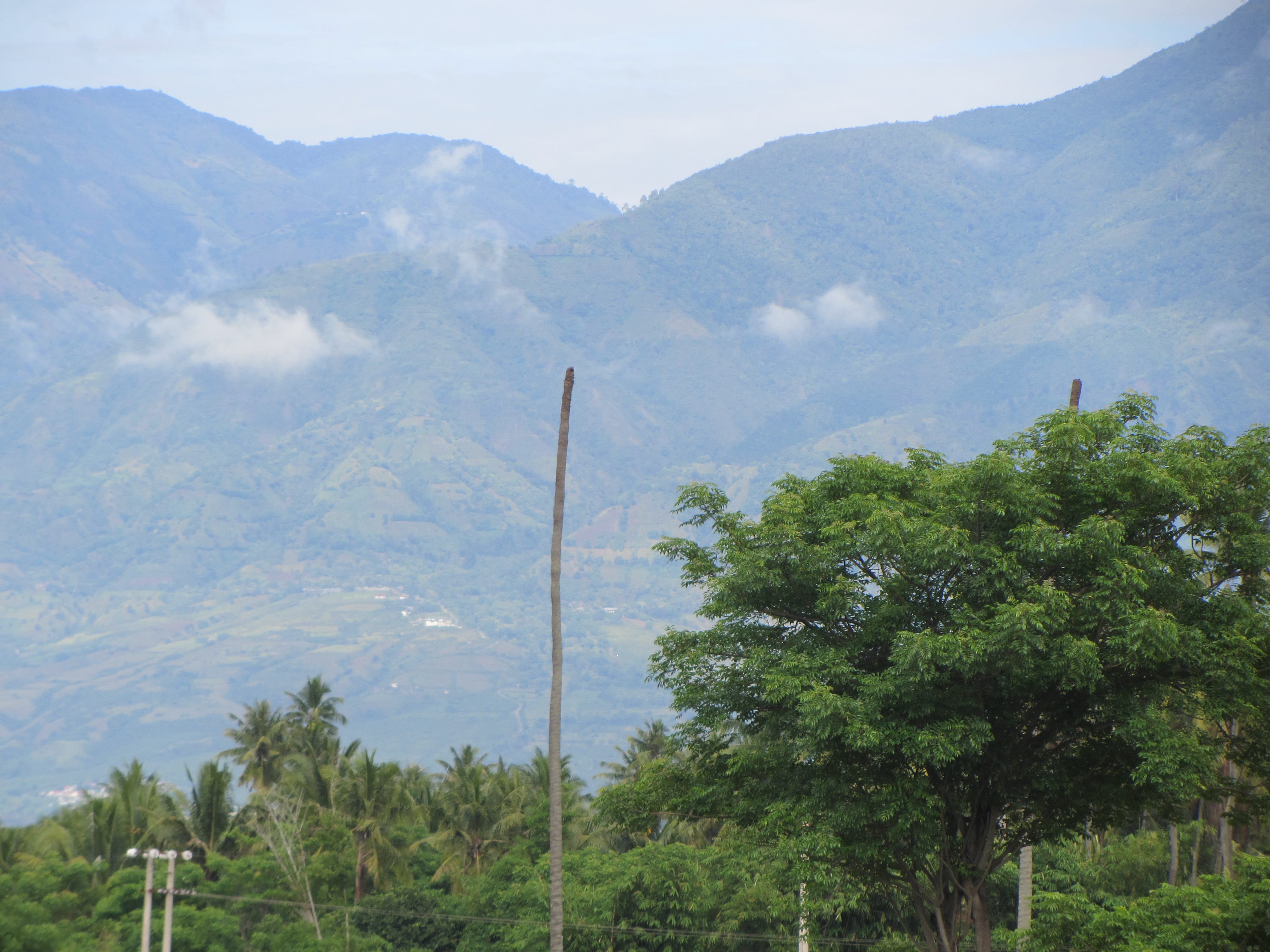 Hills surrounding Palu to the west.